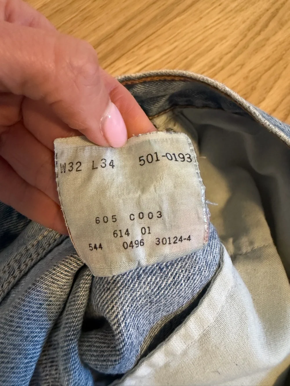 Vintage 90s Levi’s 501 W32 x L34 (30.5 x 33) - Picture 4 of 6